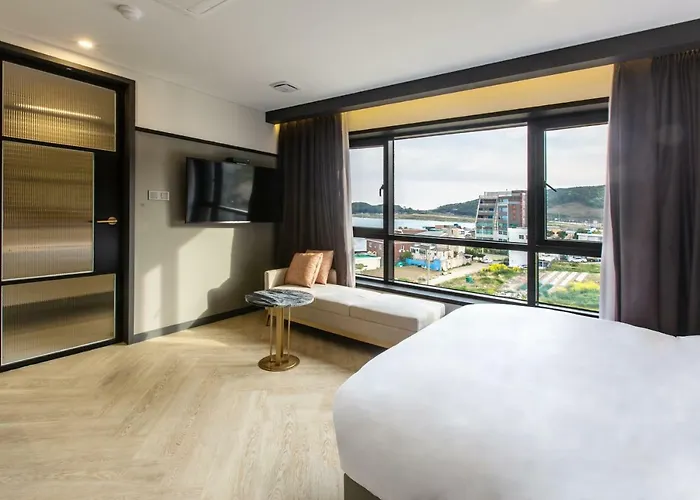 Hotel Brown Dot Gijang Yeonhwari