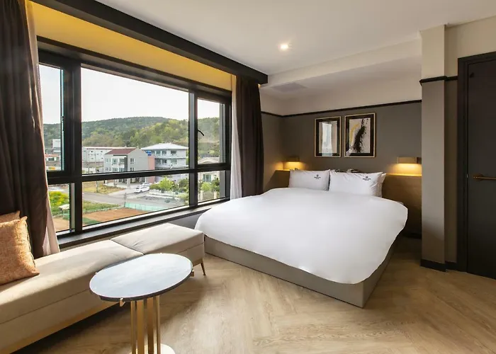 Brown Dot Gijang Yeonhwari Hotel *